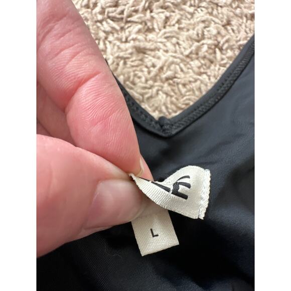 Free People NWT Belle The Label Black Deep V One Piece Swimsuit Size L - Picture 8 of 10